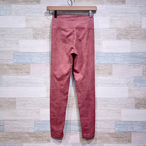 AERIE OFFLINE Hugger Crossover High Waisted Crackle Legging Mauve Womens Small - Picture 2 of 8